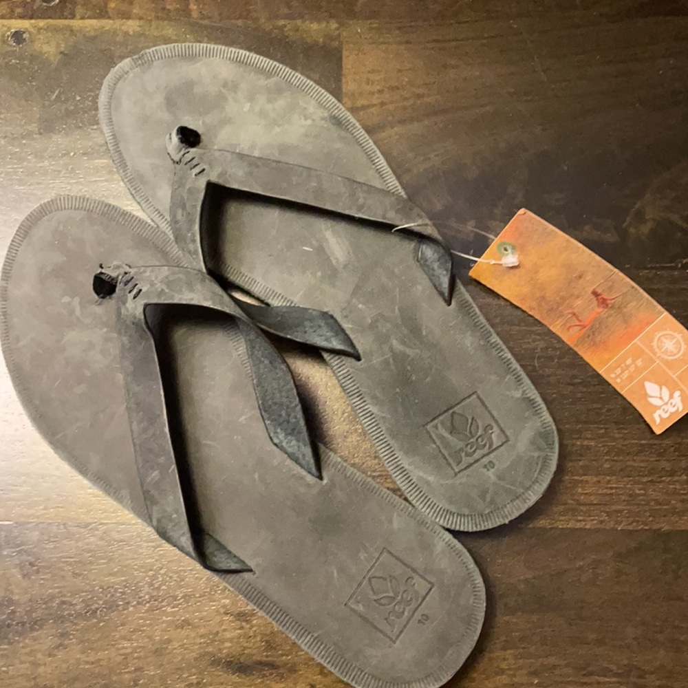 Reef Voyage LE leather flip flops - Picture 2 of 7